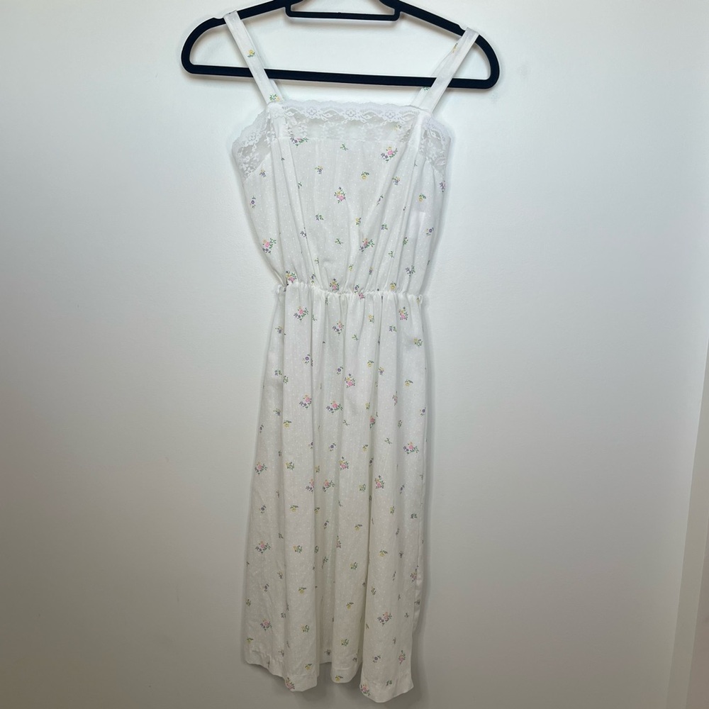 Vintage Lace Trimmed Dainty Floral Cotton Blend Dress